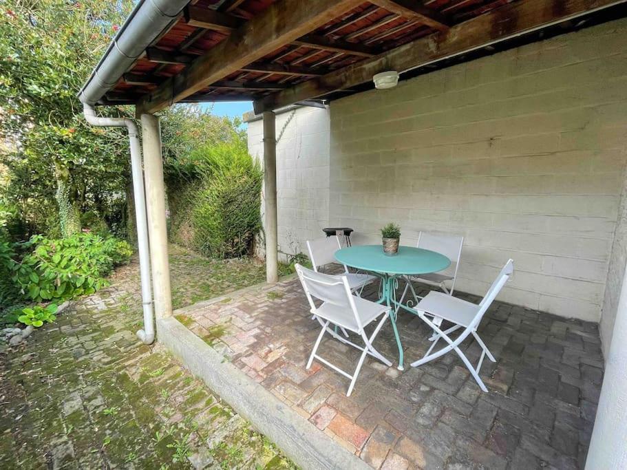 אמיינס 4 Chambres - Grande Maison - Parking - Jardin מראה חיצוני תמונה