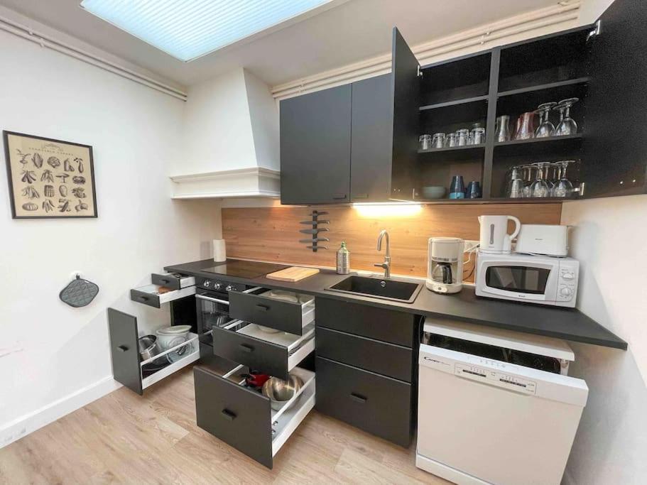 אמיינס 4 Chambres - Grande Maison - Parking - Jardin מראה חיצוני תמונה