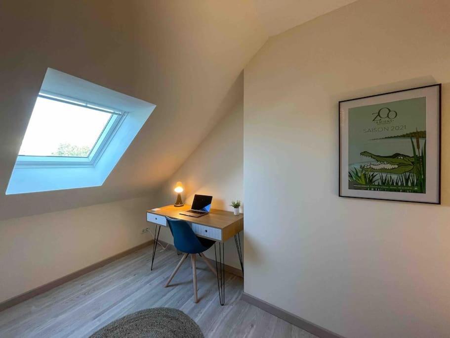 אמיינס 4 Chambres - Grande Maison - Parking - Jardin מראה חיצוני תמונה